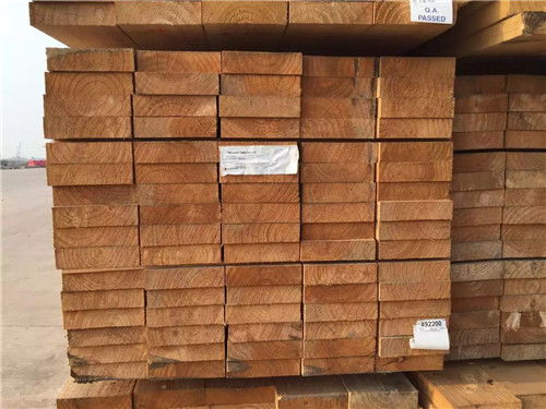 优质成品现货木板材落叶松木方建筑用木方